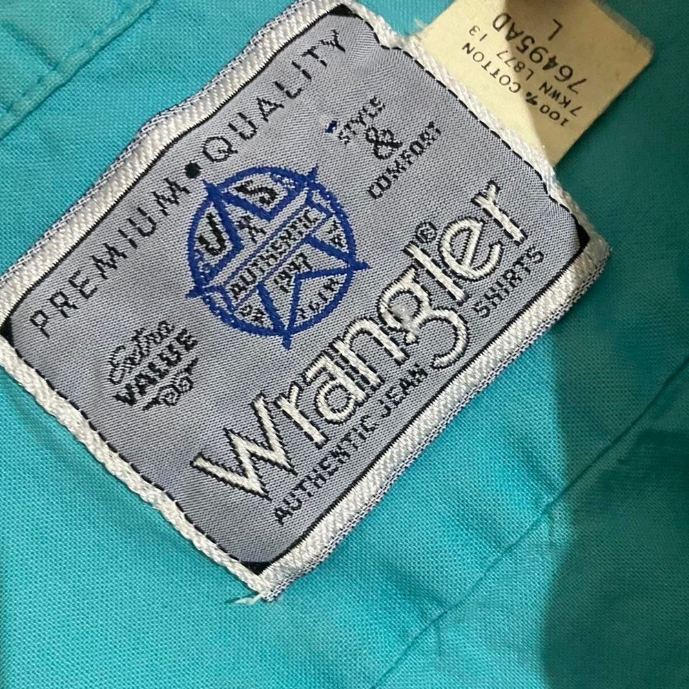 Vintage 90s Turquoise Blue Short Sleeve Star Patch Button Up - Picture 3 of 5